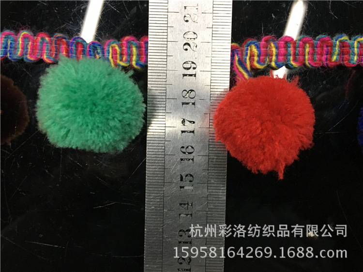 Manufacturers Direct Spot Supply 3 Cm Color Cashmere Big Wool Lace Clothing Accessories Application Scenario