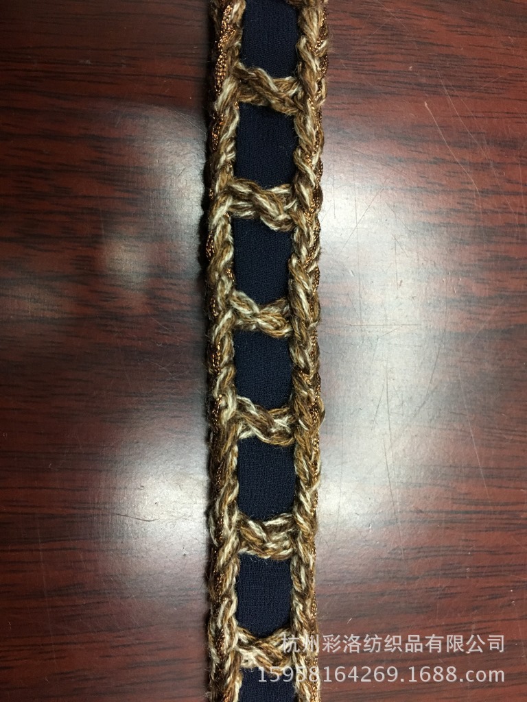 Manufacturers Direct Spot Supply Trapezoid 2 Cm Wool Knitted Fabric Lace details Picture