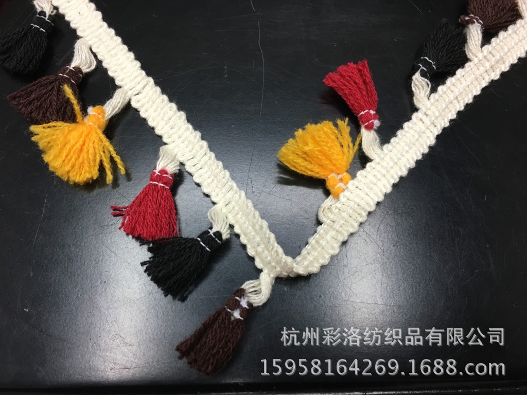 Manufacturers Direct Supply Straight Edge Color Fringe Broom Four Color Fringe Clothing Accessories Application Scenario