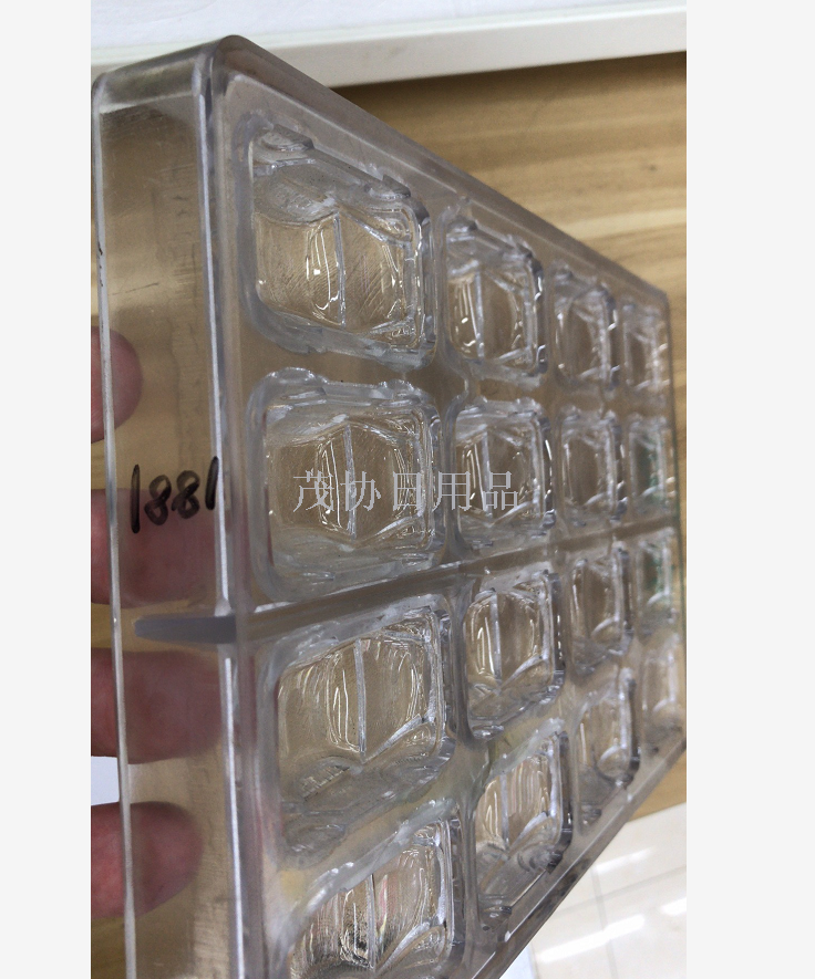 Chocolate mould for car