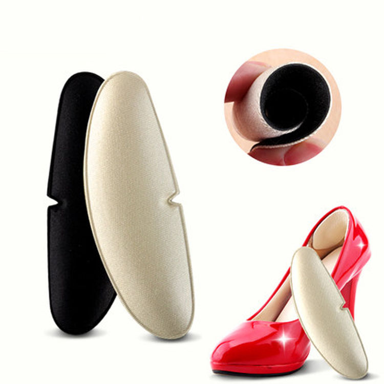 The new foam is comfortable and anti-friction. The heel is attached with a soft half-size pad that doesn't fit the feet. The heel is attached with a high-heeled pad and a heel patch Specification image