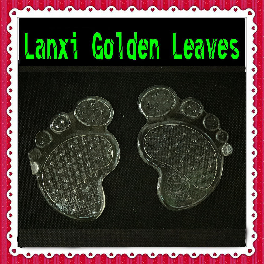 The front of the Golden Leaf high heels is padded with a five-finger and a half size pad. The silicone insoles of the sandals are padded with a five-toe forefoot and a front half pad details Picture