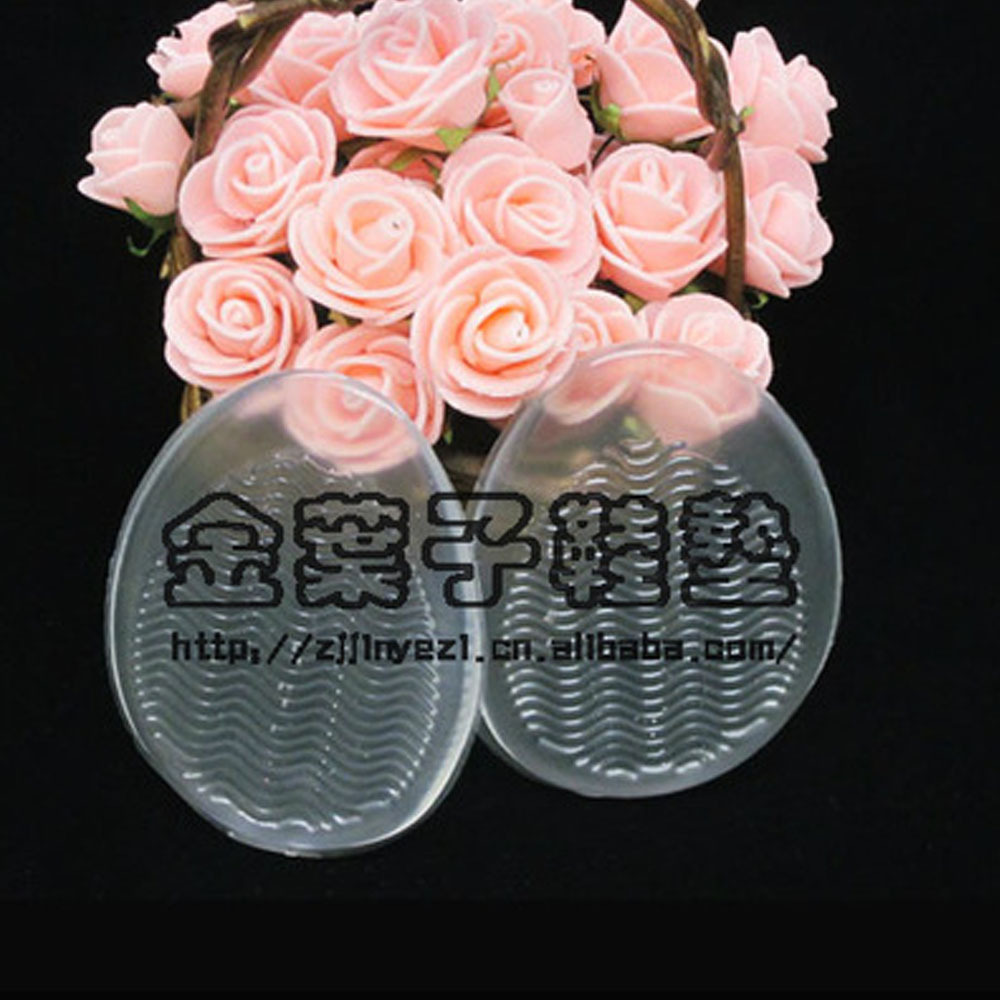 Transparent GEL heel pad, soft silicone massage half-size pad, invisible anti-slip adhesive heel pad, high heel pad Application Scenario