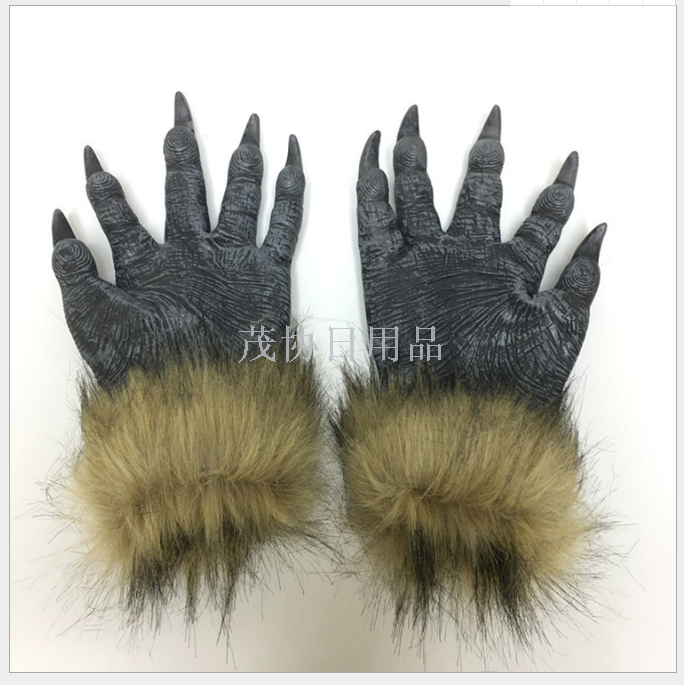 Halloween mask, terrifying devil, masquerade ball props, mask set, Wolf head headgear Application Scenario