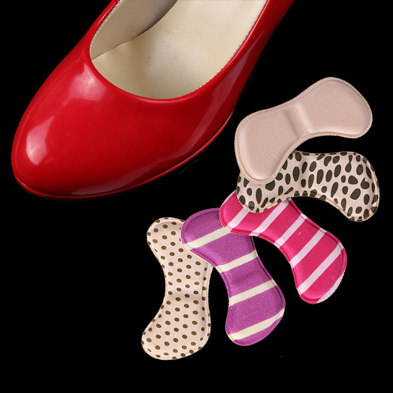 4D sponge massage followed by anti-foaming and anti-rubbing heel stickers, improved size, non-rubbing anti-rubbing stickers