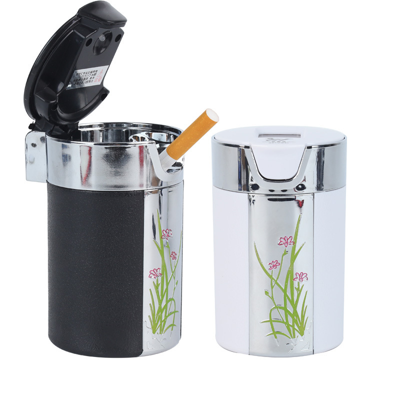 车用烟灰缸实物图