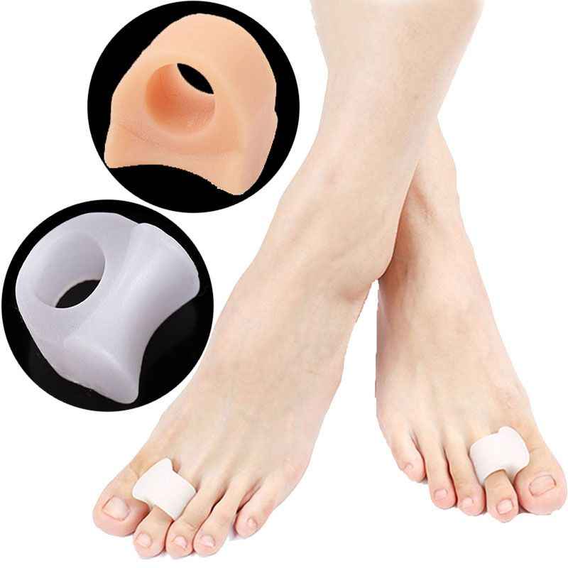 Adult ring-type hallux valgus toe separator for men and women, overlapping toe separator, big bone silicone care toe cover