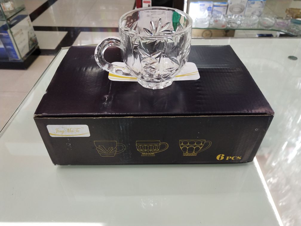 玻璃杯实物图
