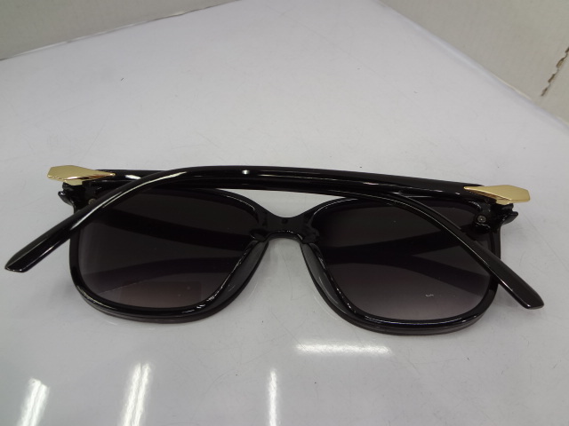 New fashionable sunglasses Specification image
