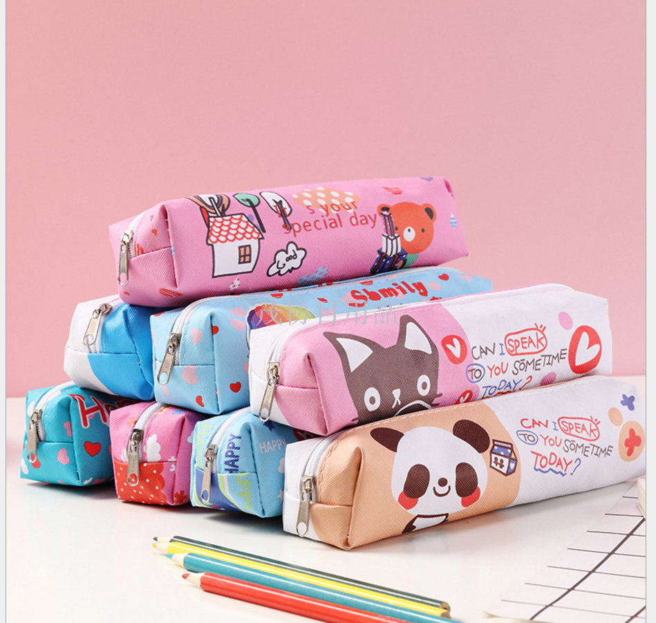 新款可爱小学生卡通小熊小笔袋产品图