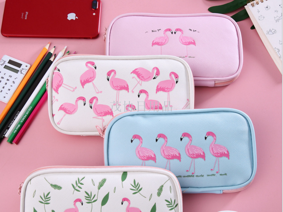 Multifunctional zippered pencil case Pencil Case Student pencil Case Children's Cartoon Flamingo Simple pencil case