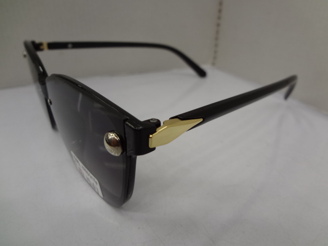 New fashionable sunglasses Application Scenario