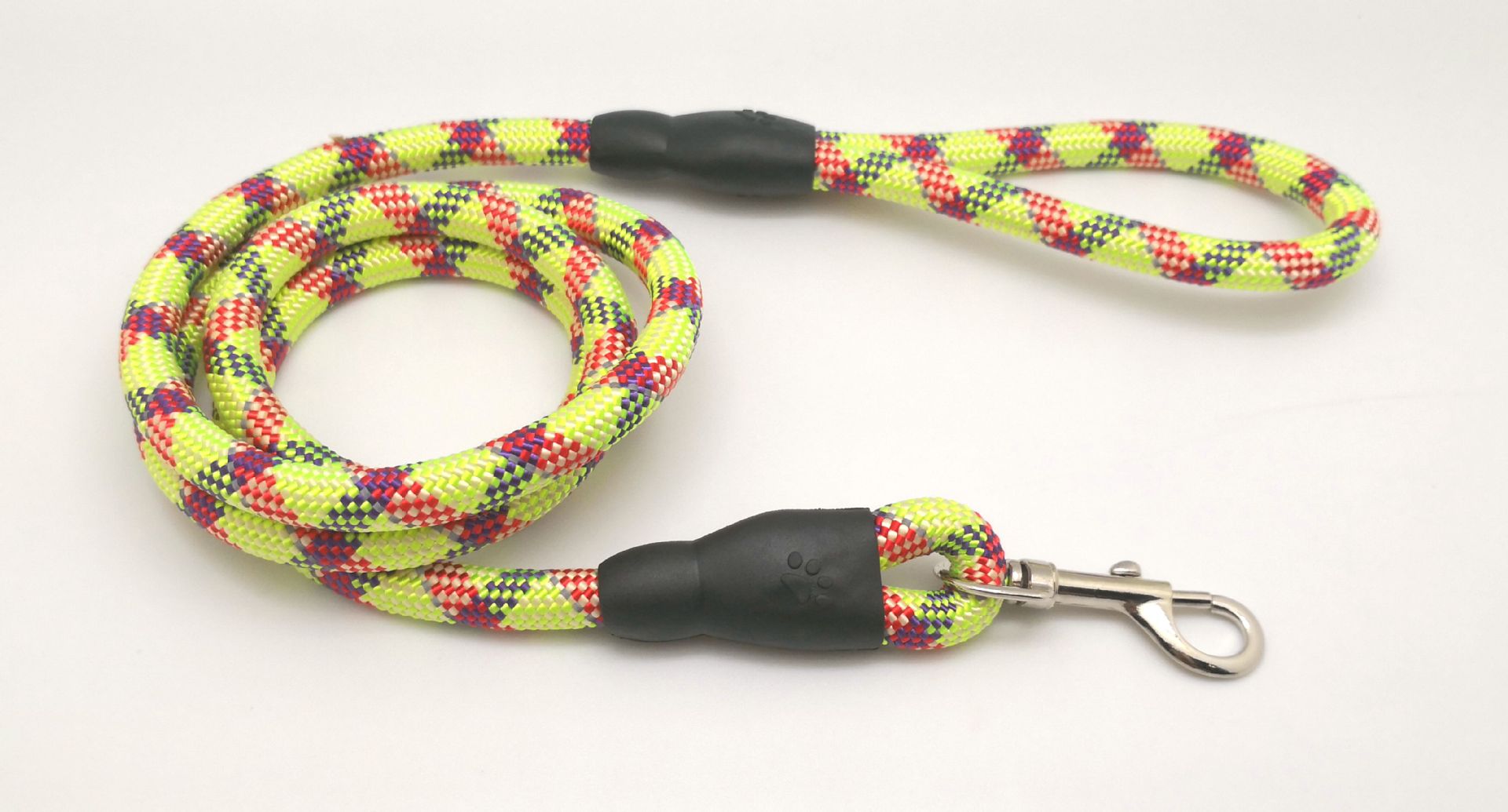 Pet leash reflective round rope nylon factory direct sales in stock Application Scenario