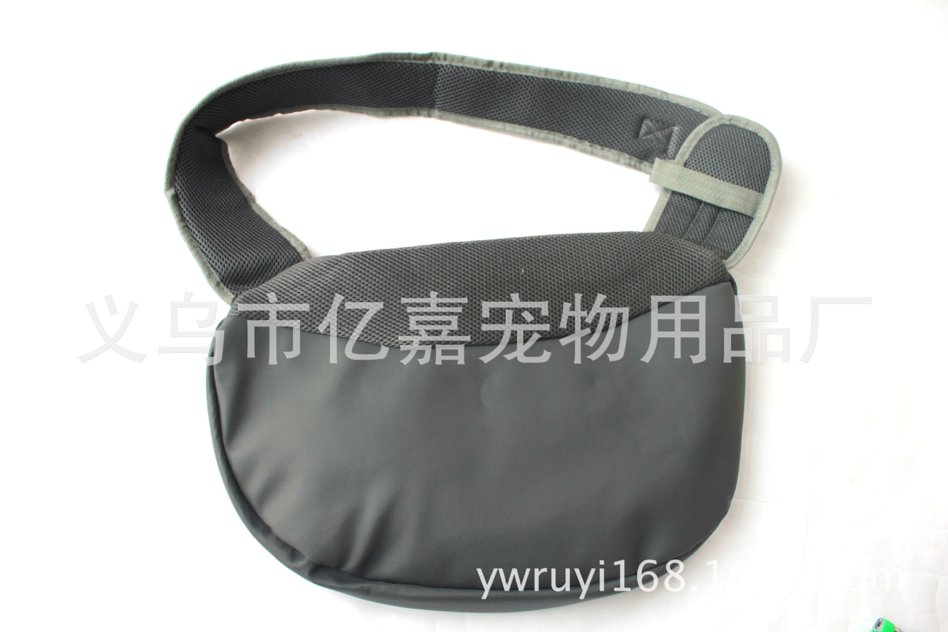 宠物用品 宠物包外出单肩包 宠物外出斜挎包袋 猫狗宠物背包细节图