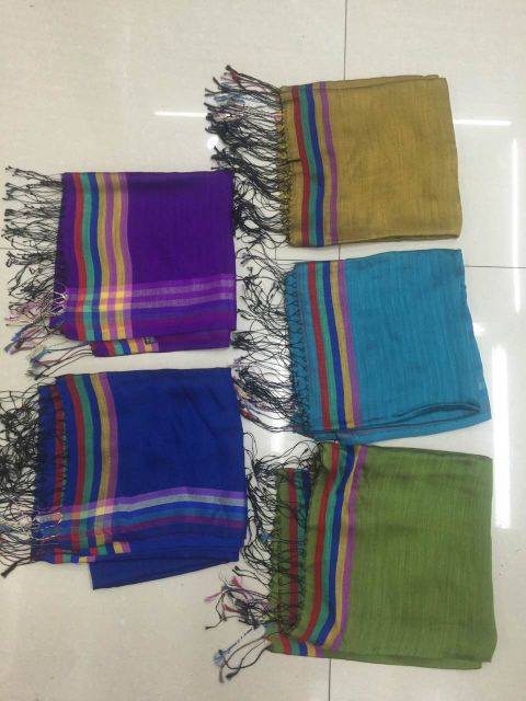 Scarf 90*90 specifications 1000 wj22