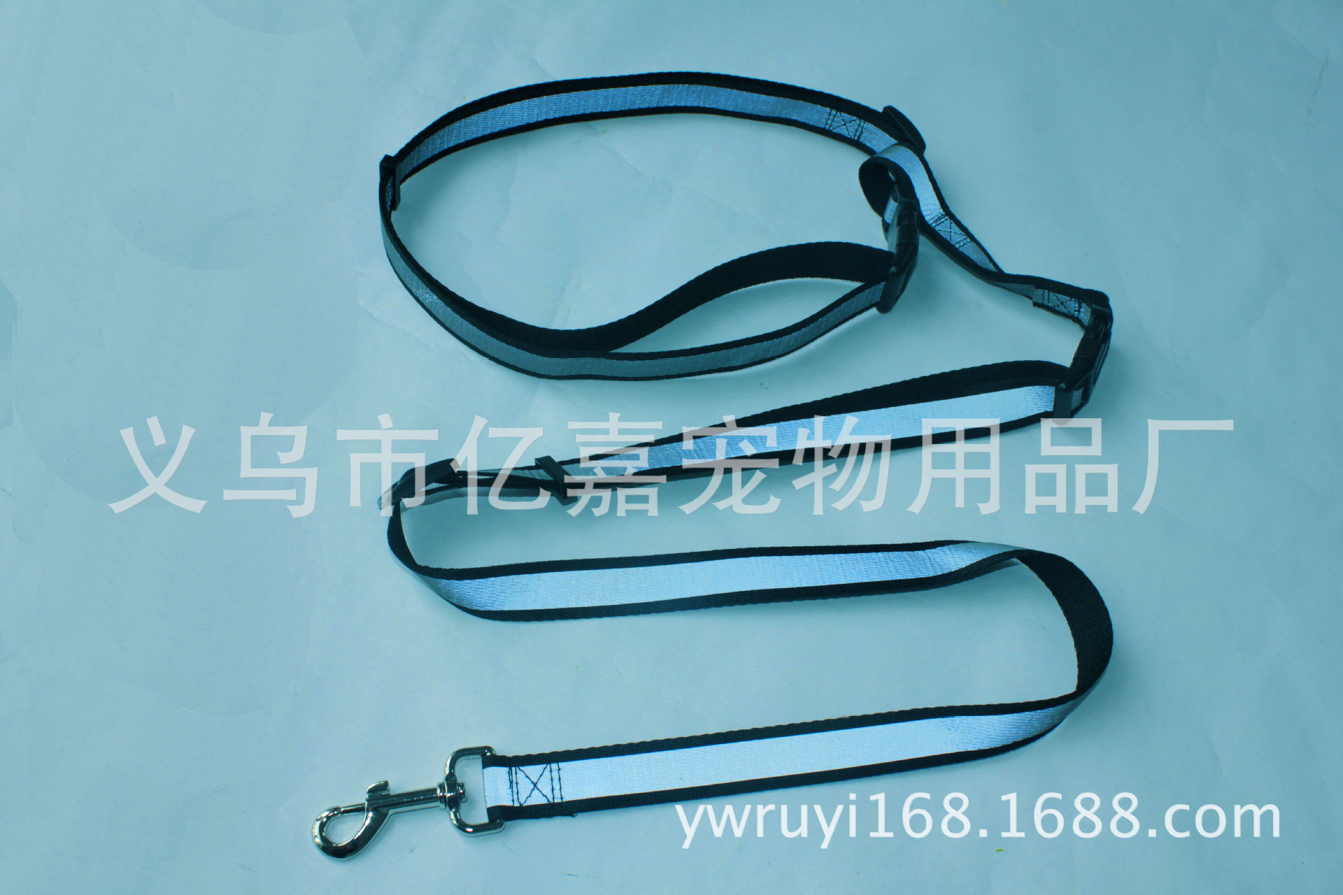 Factory wholesale of running pet dog chains, running special belts and reflective running leashes
