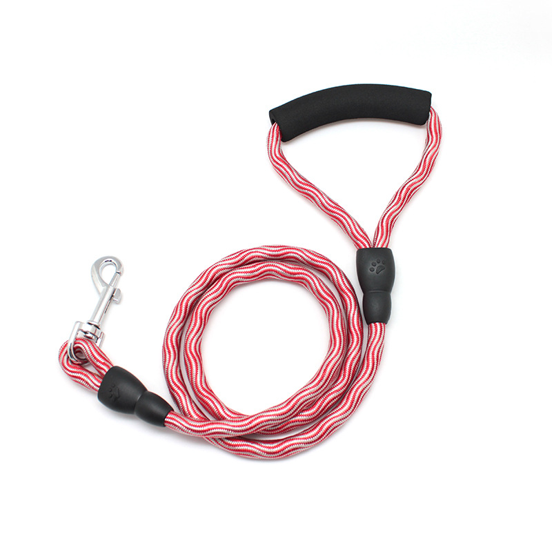 Factory direct sales of pet leashes, pet round leashes, EVA leashes, wavy round leashes Application Scenario