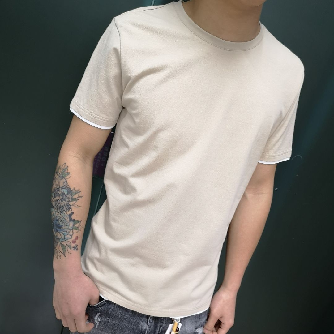 Men's all-cotton plain base, loose, slightly wide, form-fitting, simple and fashionable short-sleeved and half-sleeved T-shirt Application Scenario