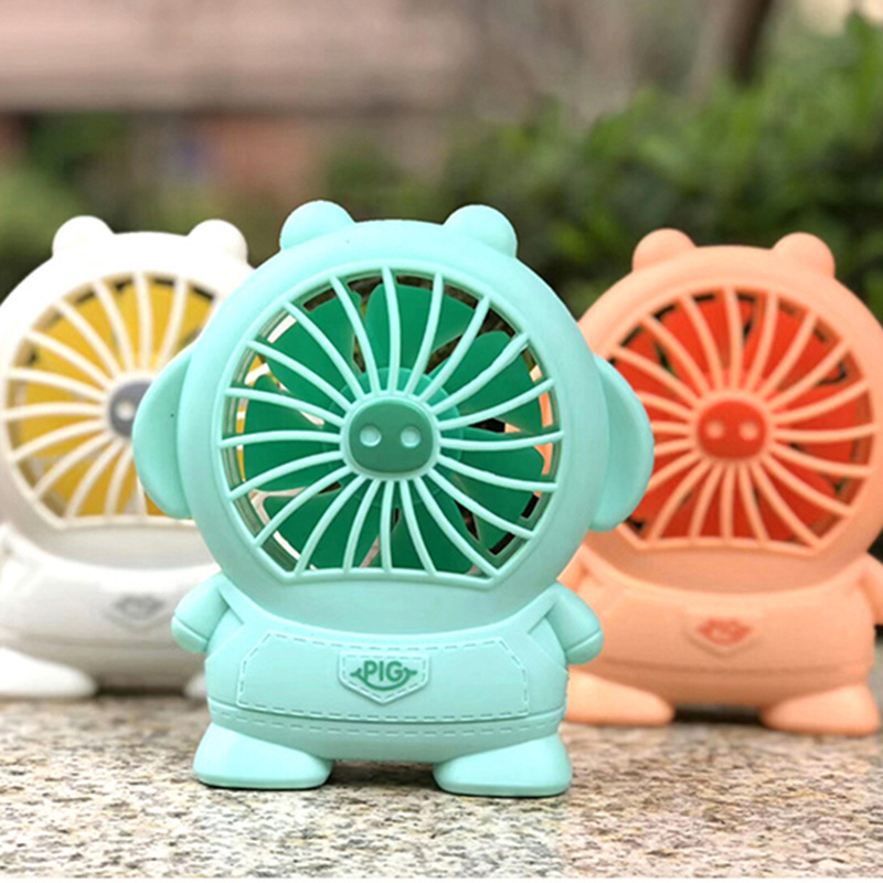 Little piggy charging USB small fan big wind silent charging fan mini desktop fan full figure
