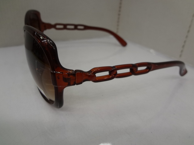 New style sunglasses Application Scenario
