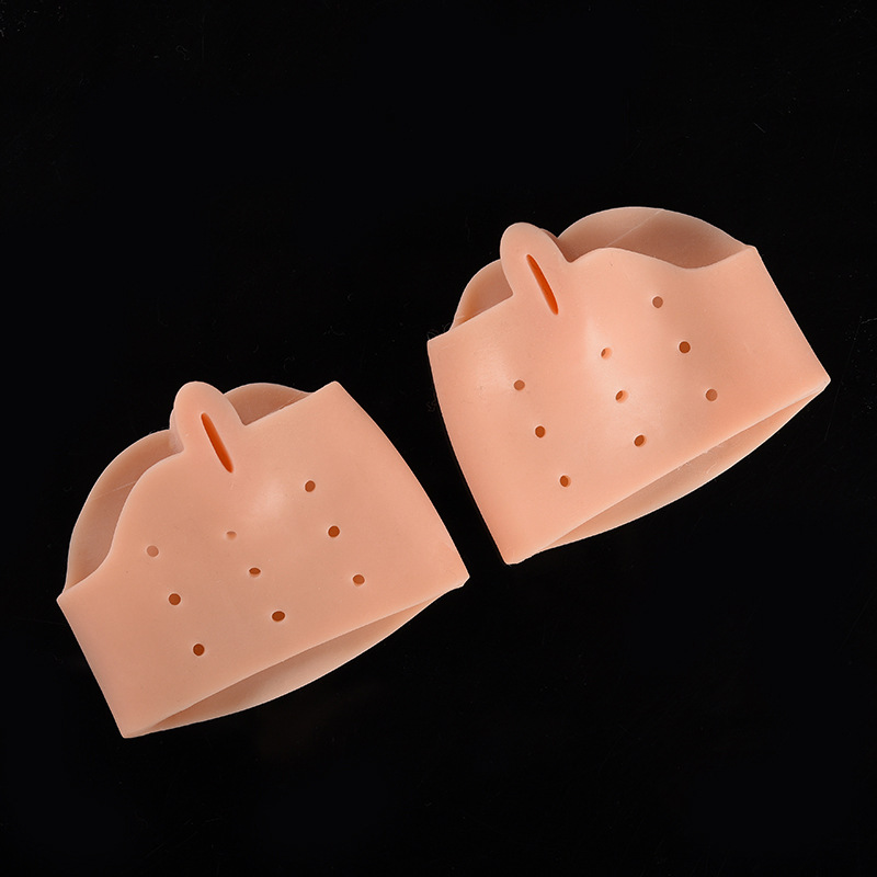 Perforated breathable silicone forefoot protection pad, hallux valgus corrector, toe separator pad, toe and thumb overlap separator Specification image