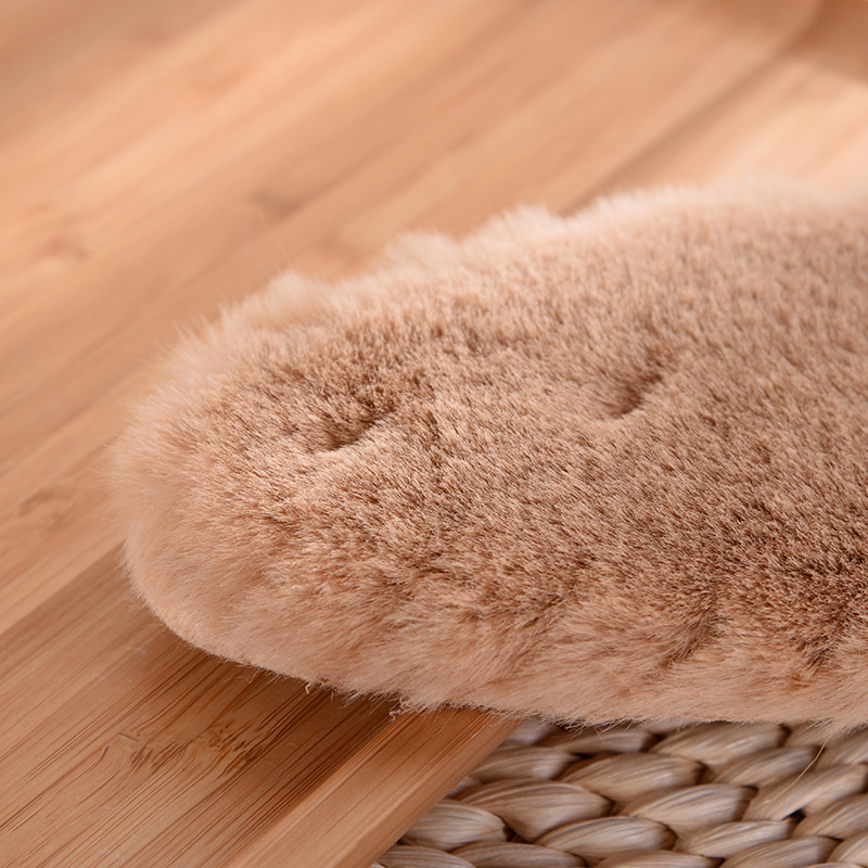 Hengyuanxiang insoles street stall supplies men's and women's universal winter warm and deodorizing fur and snow boots insoles wholesale Application Scenario