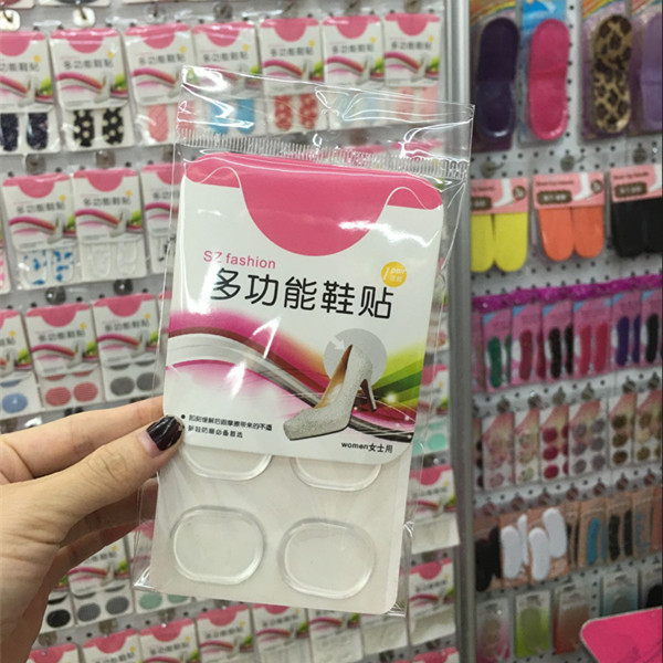 After randomly pasting, follow up with a thick silicone small round patch for high heels to prevent chafing and pain. 6-piece set for both men and women Application Scenario