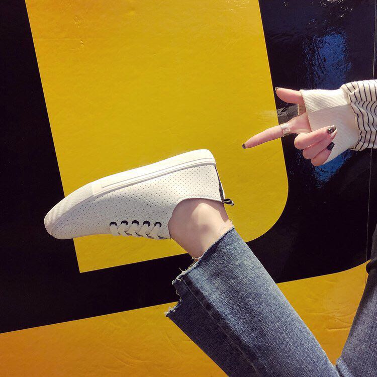 PU小白鞋经典款产品图