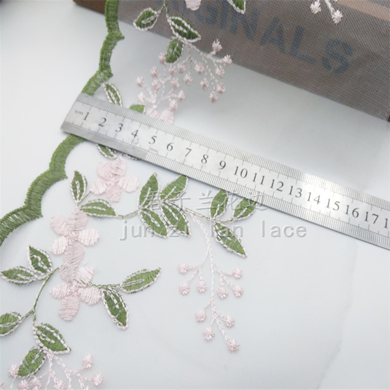 High-end mesh fabric embroidered lace offers discounts for large quantities details Picture