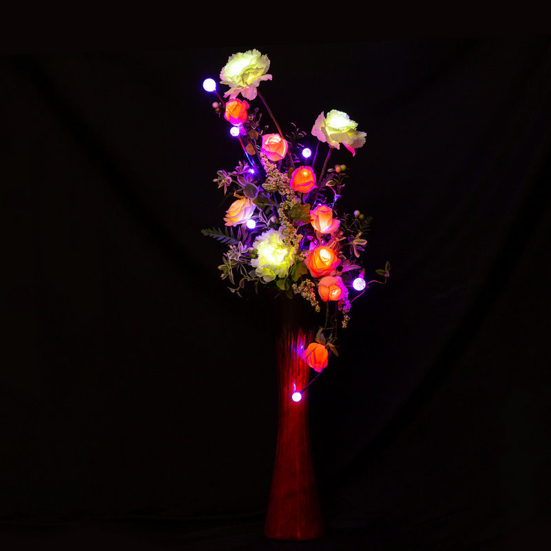 Flower LED small night light desk lamp furniture pastoral LED eye lamp small night light European table lamp