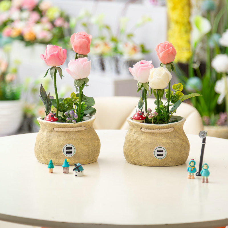 Small night lamp decoration living room LED night lamp mobile phone charging function LED simulation lantern