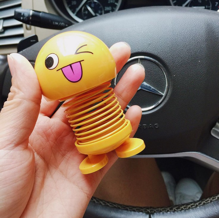 The Same Creative Bobblehead Doll Spring Man Decoration Car Bobblehead Doll Cute Emojis details Picture