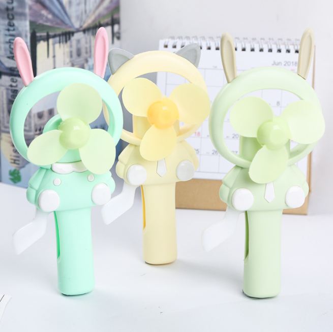 迷你小风扇夏季儿童手持手压小风扇 学生便携式卡通手压风扇产品图