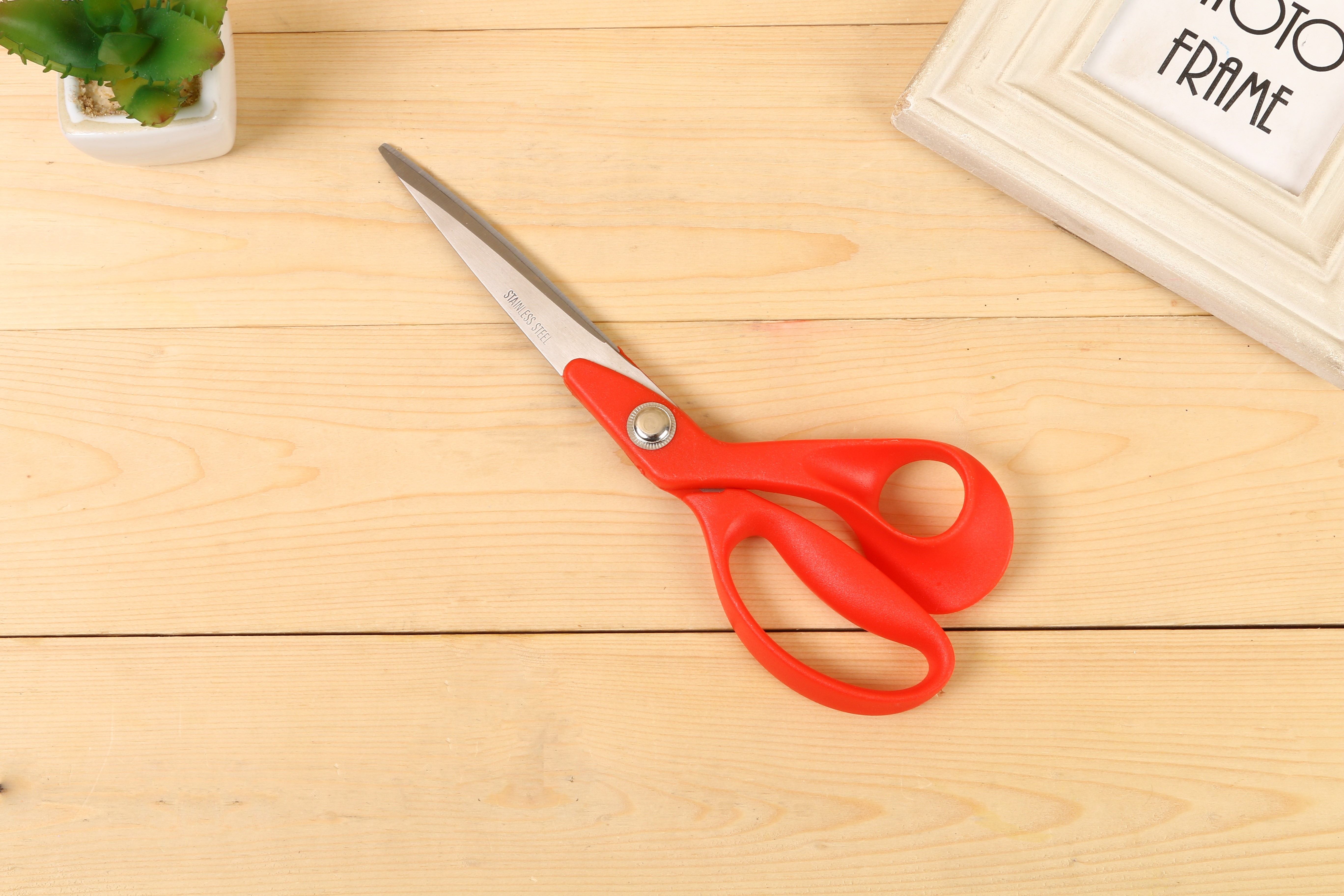 Office and study scissors, office scissors, 9-inch home office scissors, red handle 9-inch home office scissors Specification drawing
