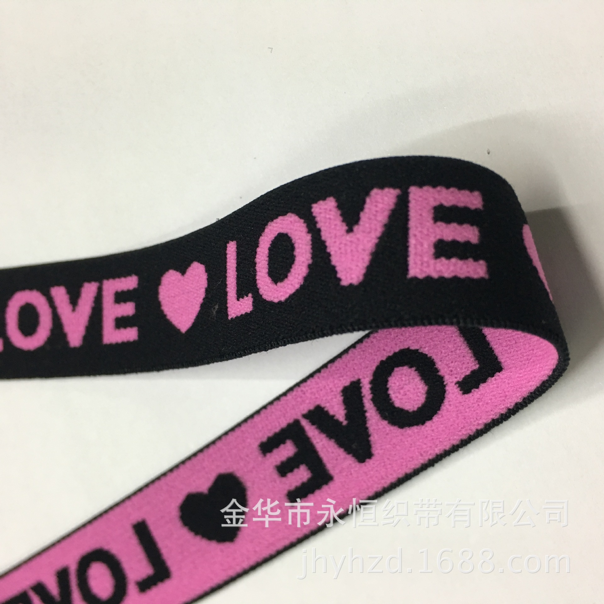 The manufacturer is selling a 2.0CM nylon spandex jacquard elastic band for the waistband of children's shorts Application Scenario