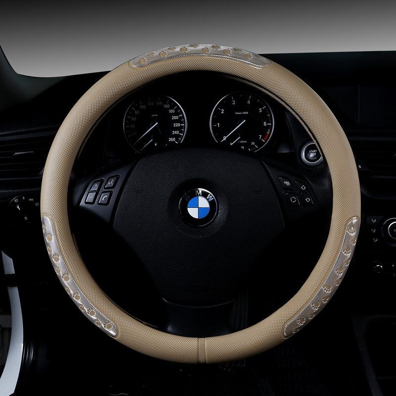 D60 New large-foot reflective leather car steering wheel cover, all-season car interior accessories, handlebar cover, steering cover Specification image