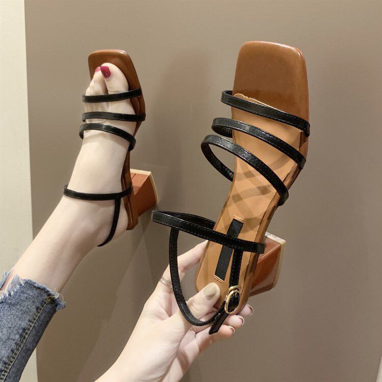 粗跟高跟鞋凉鞋