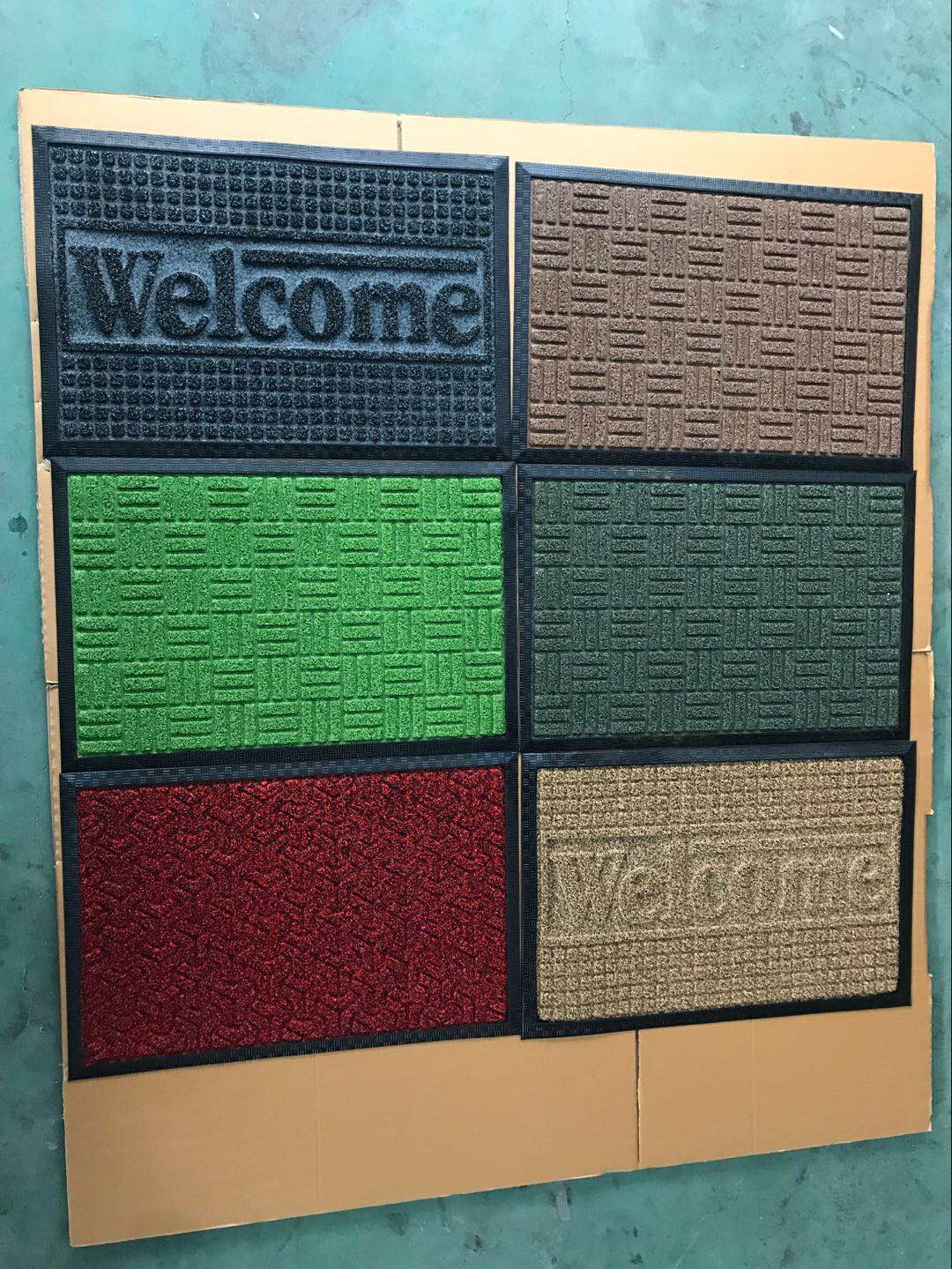 Semi-circular/rectangular/elliptical rubber base lawn embossed floor mat, lawn foot mat, dust-proof polypropylene door mat, foreign trade floor mat Application Scenario