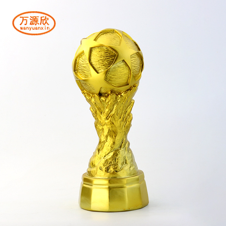 New football trophy souvenirs, resin handicrafts, sports award trophies and prizes Application Scenario