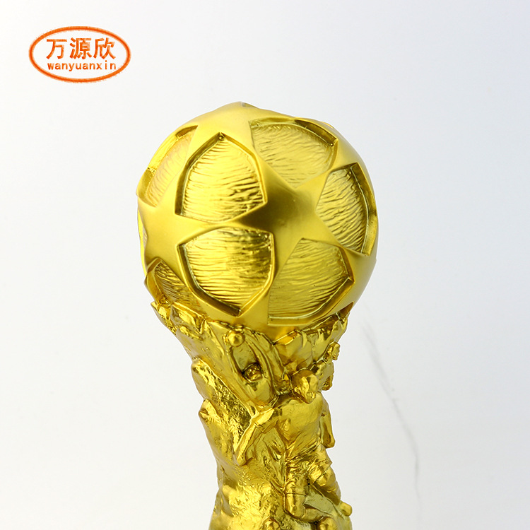 New football trophy souvenirs, resin handicrafts, sports award trophies and prizes Specification drawing