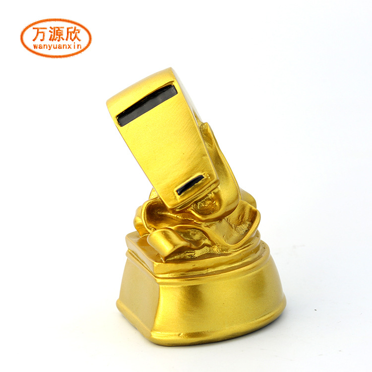 Custom-made Golden Whistle trophy resin handicraft, electroplated resin trophy event HX3003 Application Scenario