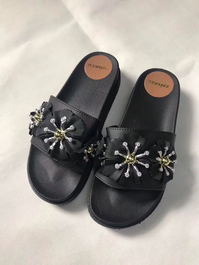 Summer high-heeled soft-soled women's flower-patterned flip-flops details Picture