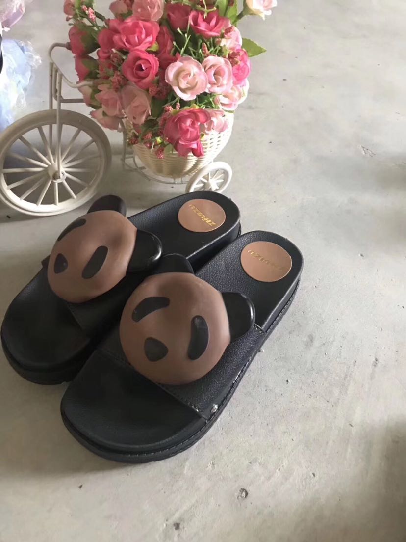 Ladies' summer high-top soft-soled panda cartoon head slippers details Picture