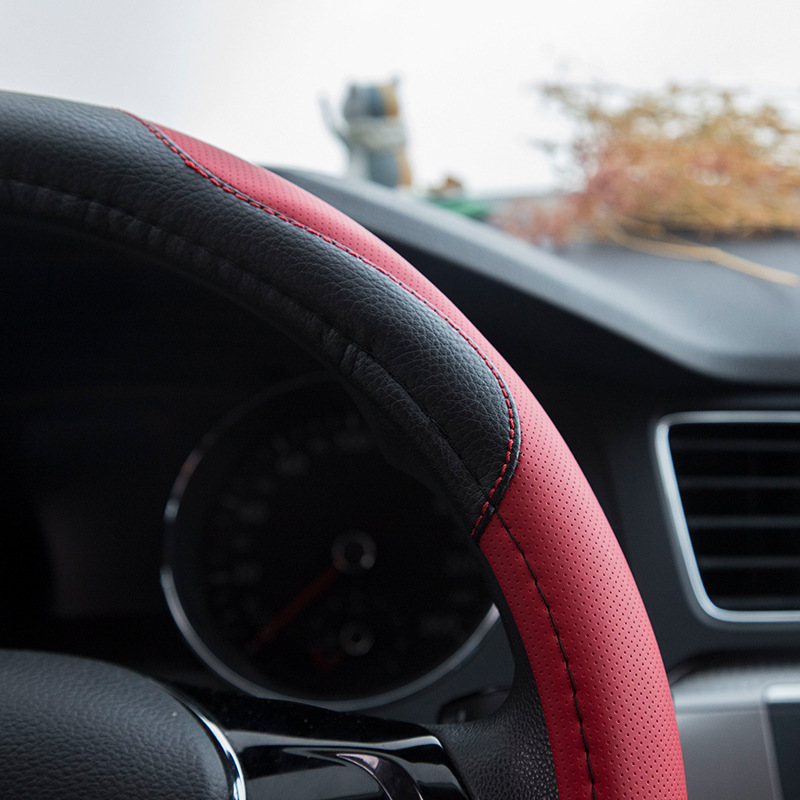 Wholesale of new car steering wheel covers that are suitable for all seasons, comfortable, economical, personalized, fashionable and creative inside the car Application Scenario