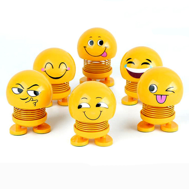 抖音新款可爱表情公仔车载摇头娃娃萌表情 创意弹簧公仔 汽车摆件