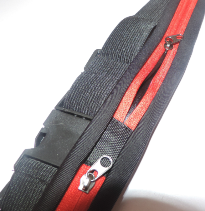 Outdoor elastic sports fitness waist bag, running and cycling waist bag, anti-theft and waterproof mobile phone case Application Scenario