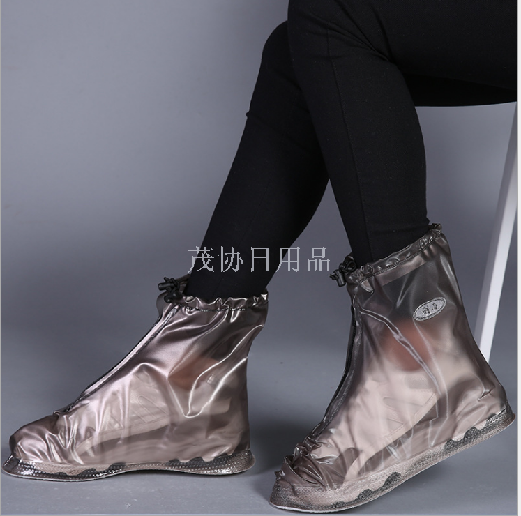 Rain shoe covers for both men and women, waterproof, anti-slip for children, thickened and wear-resistant, adult outdoor rain shoes for export only Application Scenario