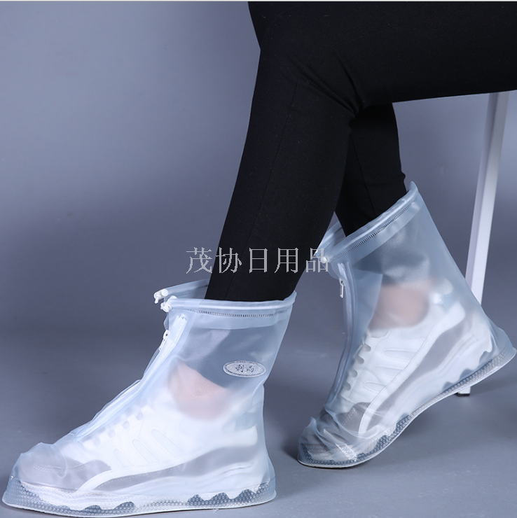 防雨鞋套男女鞋套防水雨天儿童防滑加厚耐磨成人户外雨鞋仅供外贸外销
