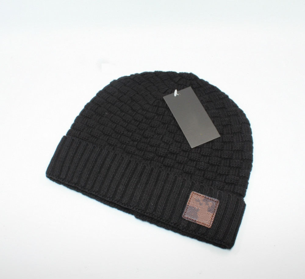 Men's Woolen Hat Foreign Trade Woolen Hat Women's Knitted Hat Big Winter Warm Hat European And American Brand Knitted Hat Application Scenario