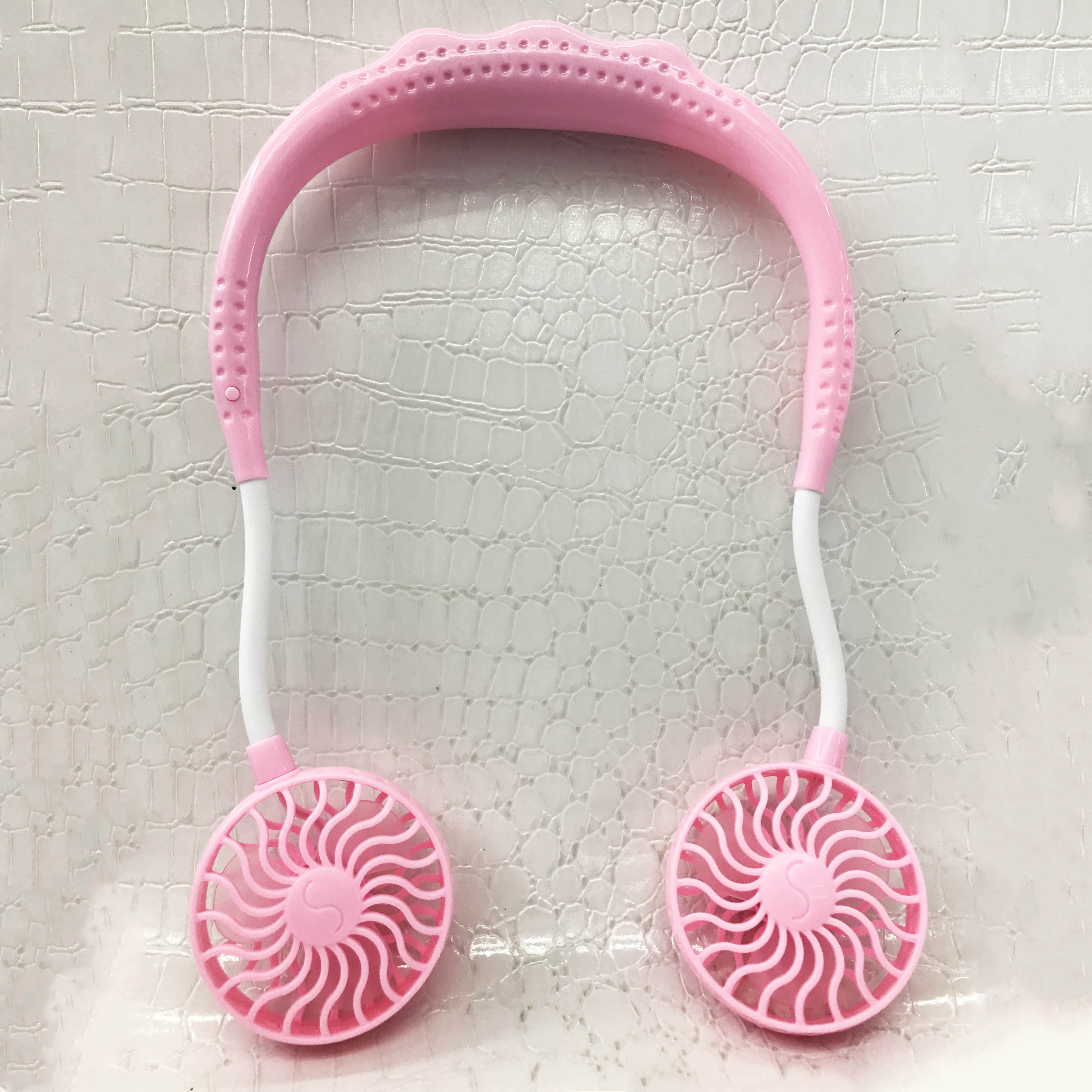 Factory direct sales of outdoor portable lazy neck fans, USB charging small fans, mini sports fans details Picture